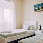 Bed & Breakfast Coast Surf House Espinho (Aveiro)