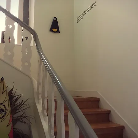 ベッド・アンド・ブレックファスト Coast Surf House