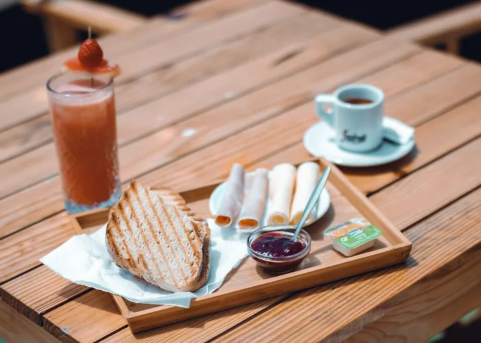 Coast Surf House Espinho (Aveiro)