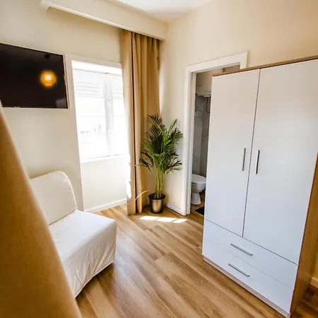Coast Surf House Espinho (Aveiro)
