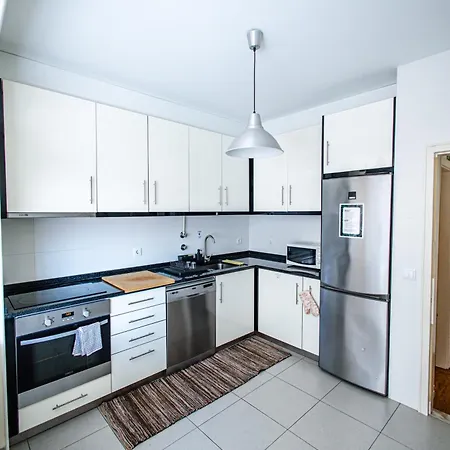 Green Coast Surf House 3* Espinho (Aveiro)