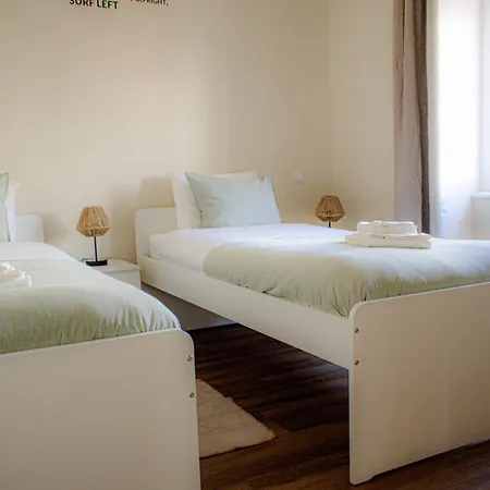 Green Coast Surf House 3*