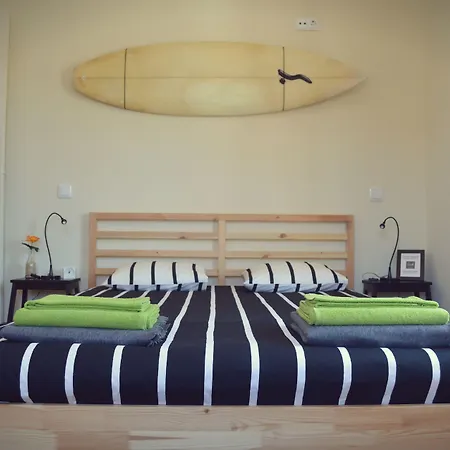 Green Coast Surf House Bed & Breakfast