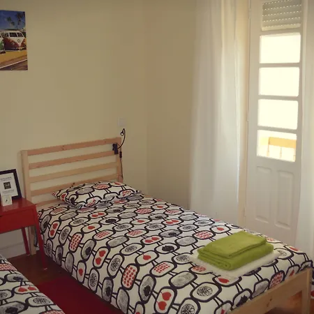 Green Coast Surf House 3* Espinho (Aveiro)