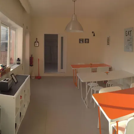 Green Coast Surf House 3* Espinho (Aveiro)