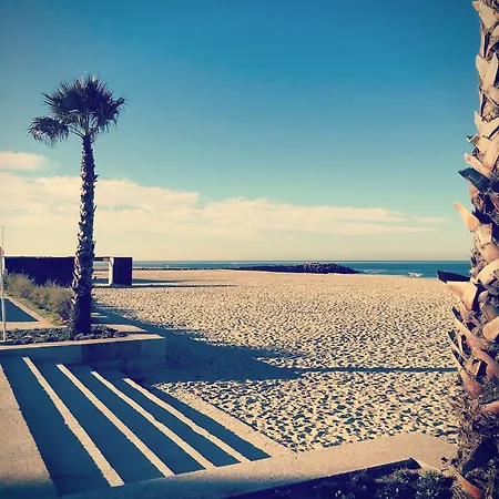 Bed and Breakfast Coast Surf House