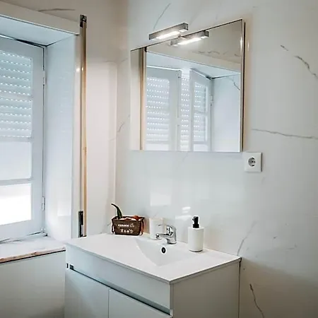 Coast Surf House 3* Espinho (Aveiro)