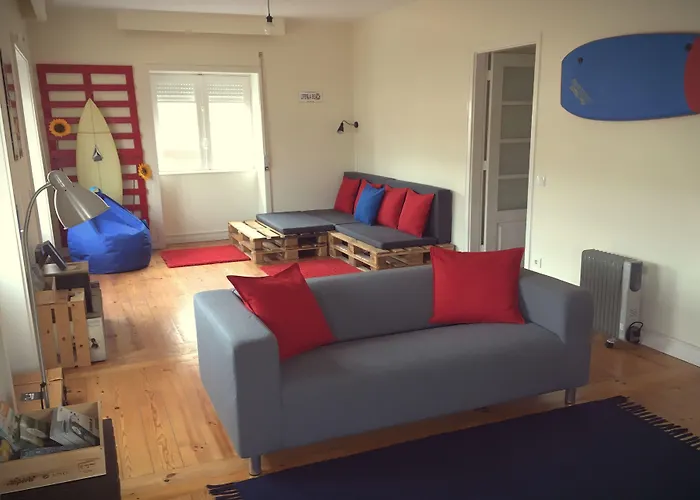 Coast Surf House Bed & Breakfast